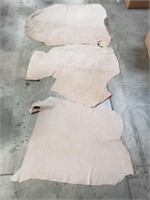 Group of 3 leather pieces