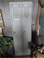 Vintage 2 Door Locker