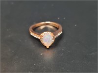 SIZE 8 GOLD TONED OPAL STYLE RING