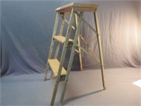 ~ Small Vintage Foldable Work Ladder