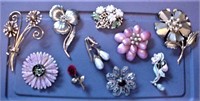 Assorted lot Flower Pins Brooches 10 pcs