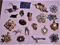 lot 21 Pcs Vintage Jewelry Earrings Pins Pendants