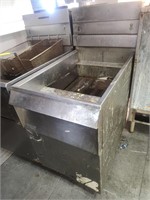 Numerous Fryers 20"w 65+Lbs check back