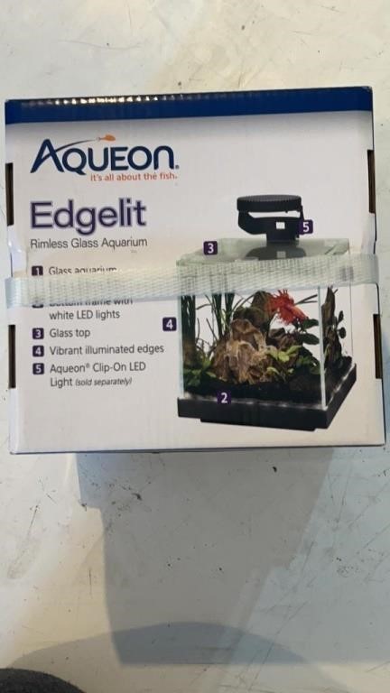 Aqueon Desktop Tank 6.5 x 6.5 x 7 “