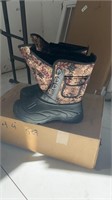 Size 45 Camo Anti Slip Boots