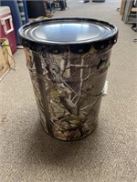 6.5 GAL 50LB BUCKET HOPPER FEEDER