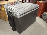 COLEMAN POWER CHILL TRAVEL COOLER