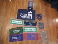 LOT VTG. BAR TOWELS AND CROWN BAGS, CROWN XR BOX
