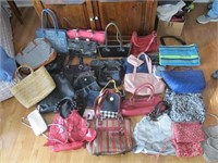 LOT OF MISC. PURSES ALL IN GREAT CONDITION