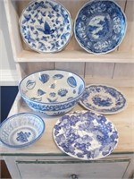 6 PIECE BLUE & WHITE DISHES, BOWL IS 12"X5.5"