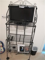 BAKERS RACK, TV, & DVD PLAYER