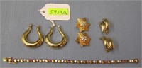 Group of gold plated jewelry pieces