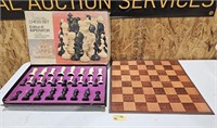 Classic Gaines Collectors Series Chess Set