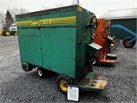 WIC 52 4 Wheel Feed Cart