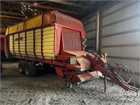 Strautman Vitesse 2 Do Silage Wagon