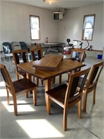 Dinette table w/6 chairs