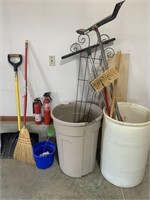 Garden tools & housewares