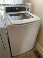 Frigidaire top load washer-like new