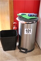 Trash Cans(R1)