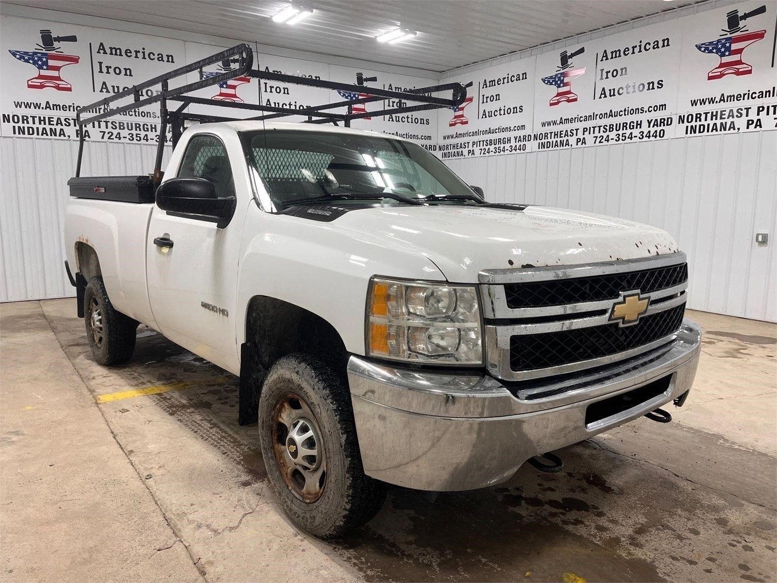 2011 Chevrolet Silverado 2500 Truck-Titled