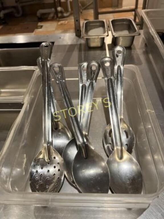 Insert w/ Serving Spoons