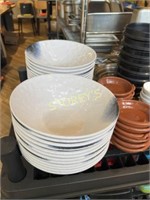 ~26 Melamine Salad Bowls ~9 x 3.5