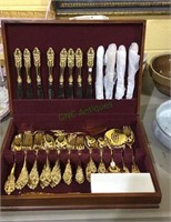 Beautiful set of Godinger flatware service for 12