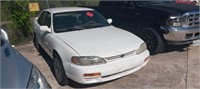 1996 Whi Toyota Camry