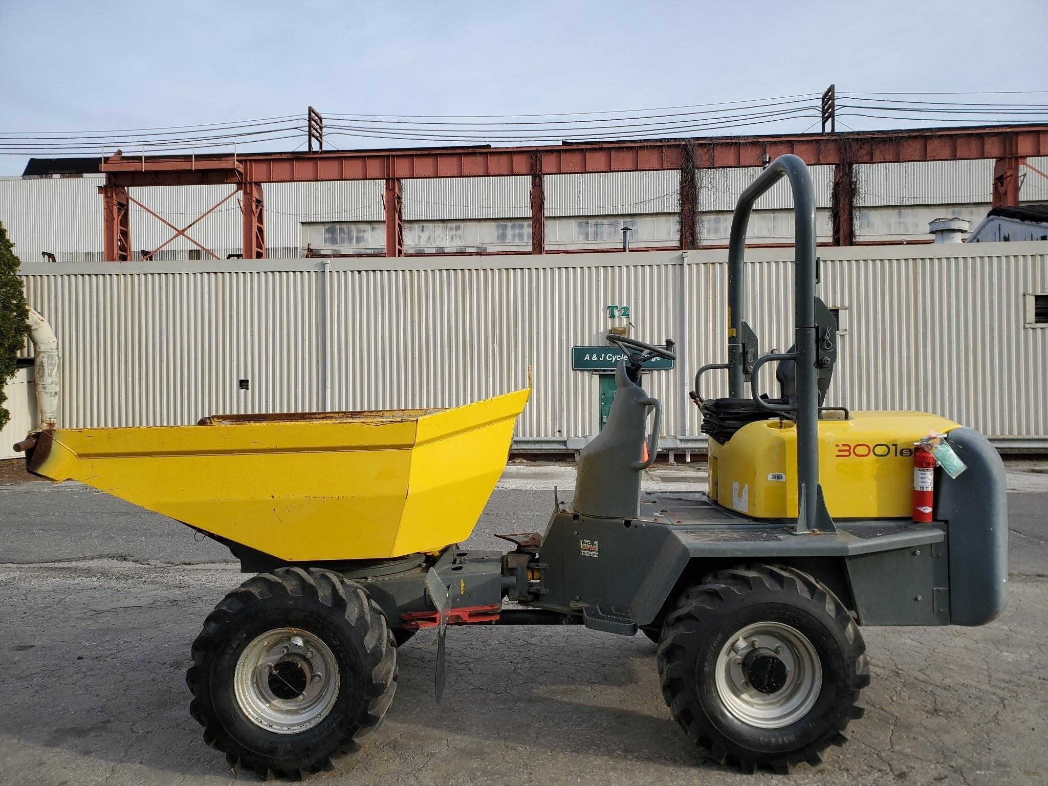 2018 Wacker Neuson 3001 Swivel Dumper