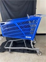 Used Bed Bath & Beyond Large Plastic Shopping Cart