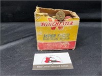 misc 16 Gauge Shells in vintage Winchester box