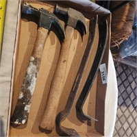 Claw Hammers & Pry Bars- Lot of 4