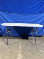 Plastic Folding Table 48 x 24 x 28