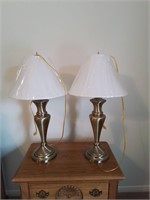Pair of 30” Stiffel Lamps.