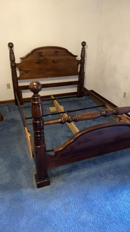 WOODEN BED