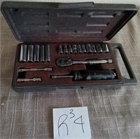 K - SOCKET SET (R3 4)