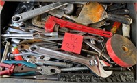 K - LOT OF HAND TOOLS (P2  27)