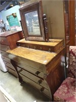 TRANSITIONAL DRESSER W/ JEWELRY & MIRROR TOPPER