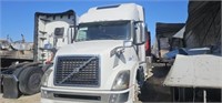 2013 Volvo VNL 4V4NC9EH8DN564749 Runs & Drives