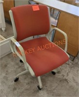 Vintage steelcase rolling office chair