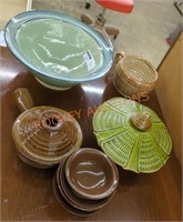 Vintage pottery lot
