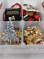 Large Lot of Holiday & Fashion Brooches w/Case