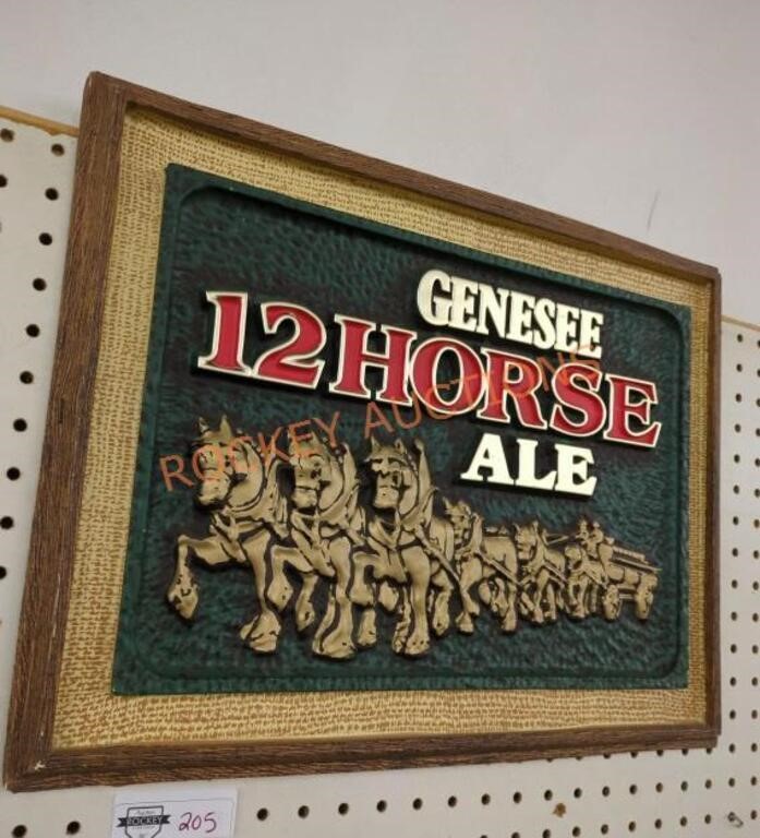 Vintage Genesee 12 horse ale plastic wall plaque