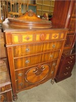 ANTIQUE 5 DR CHEST WITH LIFT TOP GLOVE BOX