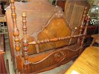 ANTIQUE FULL SIZE BED WITH RAILS
