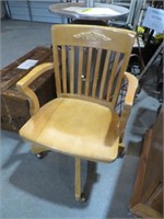 SOLID PINE ROLLING OFFICE DESK CHAIR