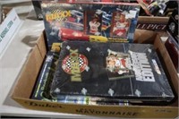 COLLECTION OF NASCAR RACE CARDS & BOOKS/NEW