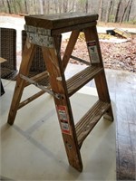 Estate Small Foldable Step Ladder