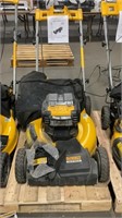 DEWALT 20V MAX 21.5 IN BATTERY POWERED WALK