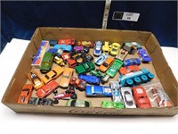 TRAY OF DINKY CARS